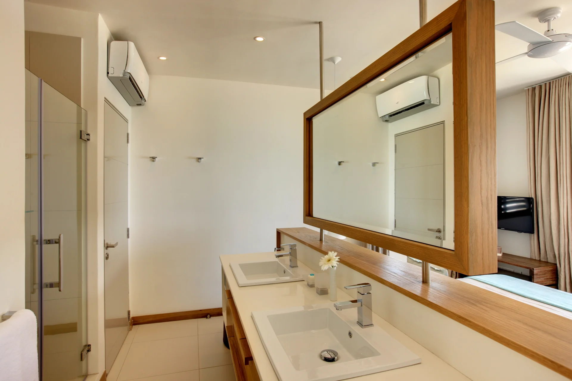 NEXTEP - BATHROOM - Designed by Nextep Home Solution, our bathroom fur...